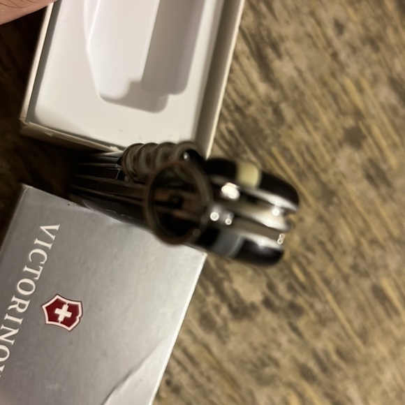 NEW Victorinox RARE ‘Limited Edition’ collectible - Picture 8 of 11